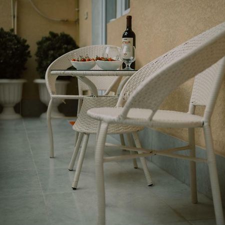 Giorgi Home Batumi Exterior photo